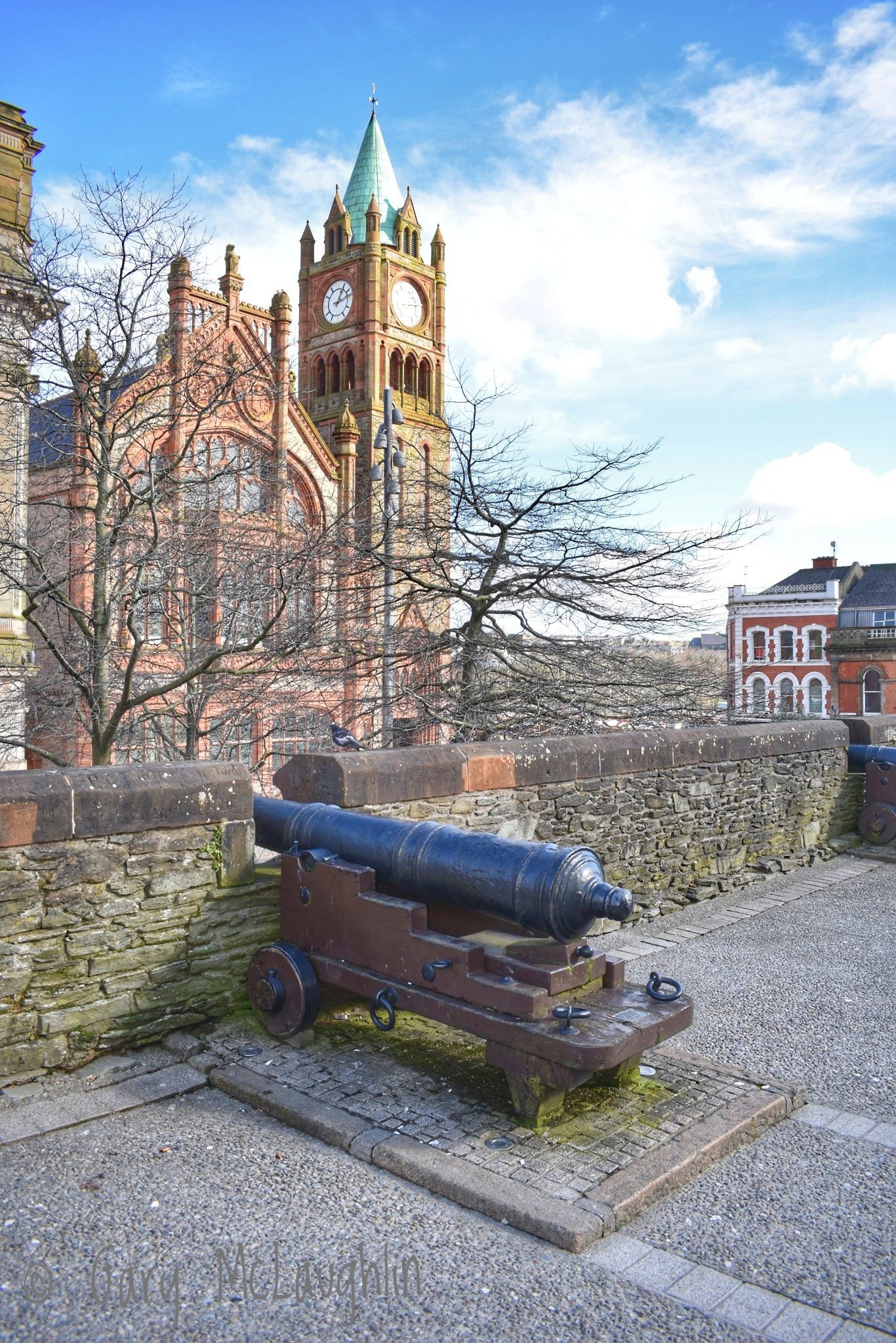 Cannons on the Derry Walls