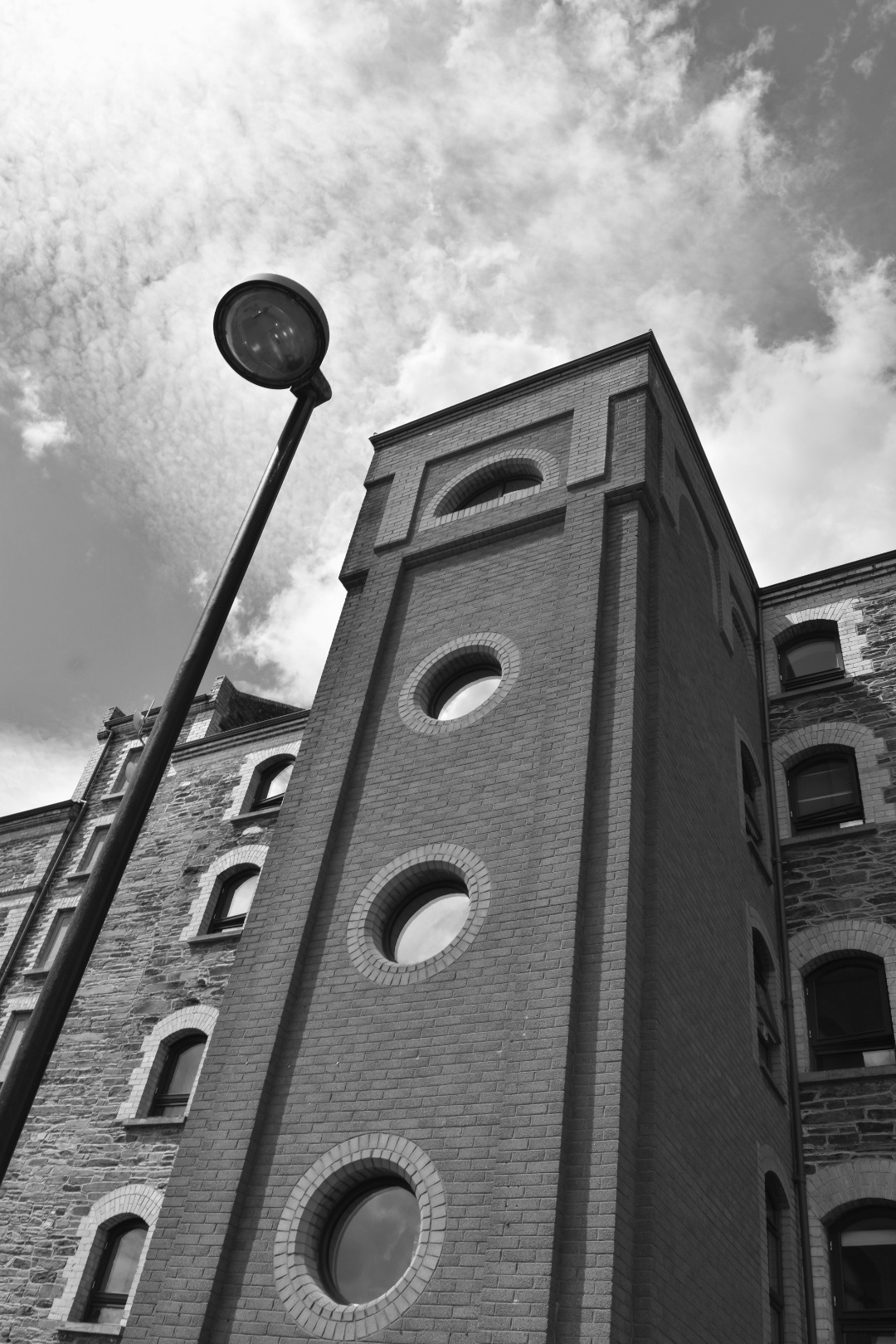 Black and white photograph on Derry's quay